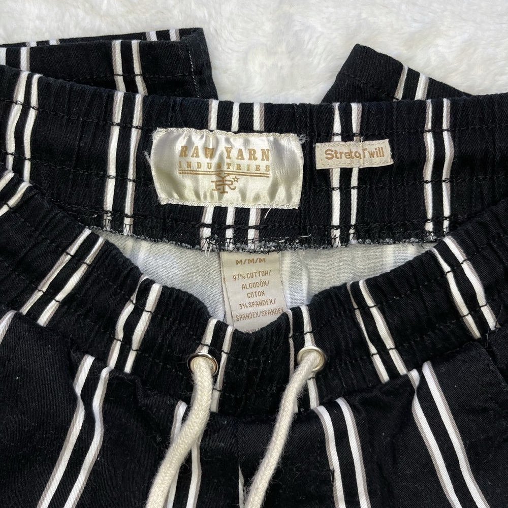 Raw yarn industries striped shorts
